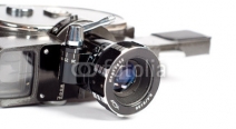 Old_retro_camera_isolated_on_white.jpg